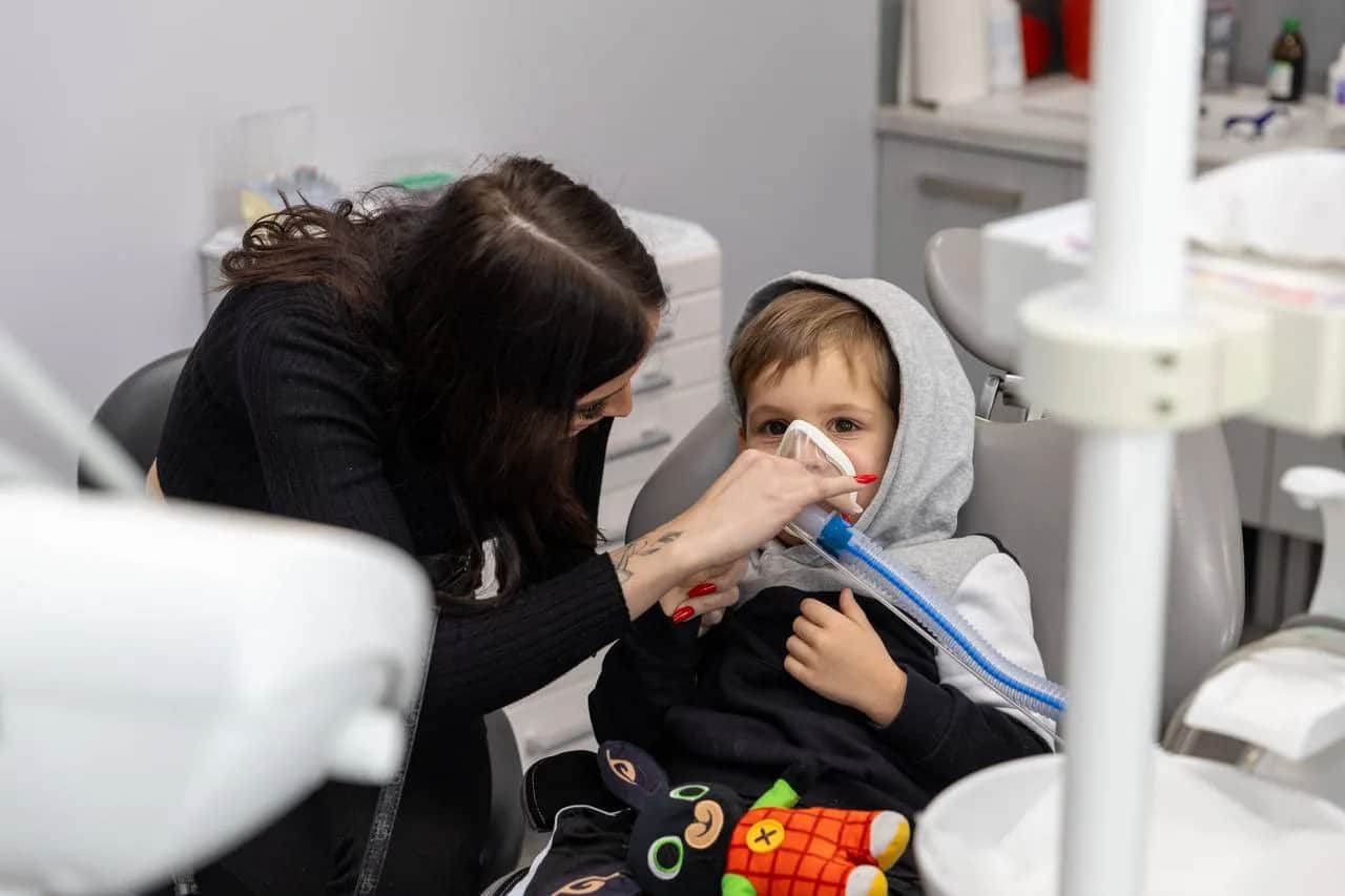 Opóźniony okres po dentyście? Znieczulenie czy stres?